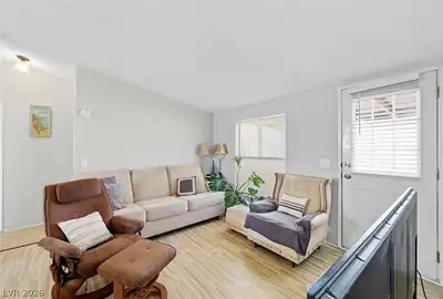 261 West Kite Street 