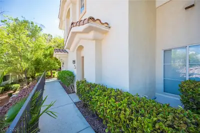 10211 Red Pueblo Place 103 Las Vegas, NV 89144