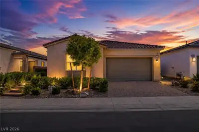9028 Skye Treeline Street Las Vegas, NV 89166