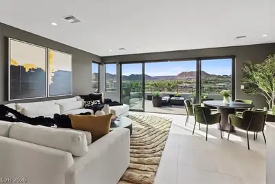 40 Heron Harbour Drive, Henderson