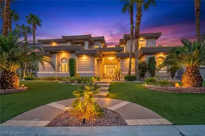 8798 Big Bluff Avenue, Las Vegas