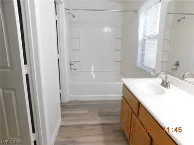 1142 Heavenly Harvest Place 101 Bathroom