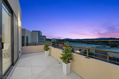 386 Solitude Peak Lane, Henderson, NV 89012 