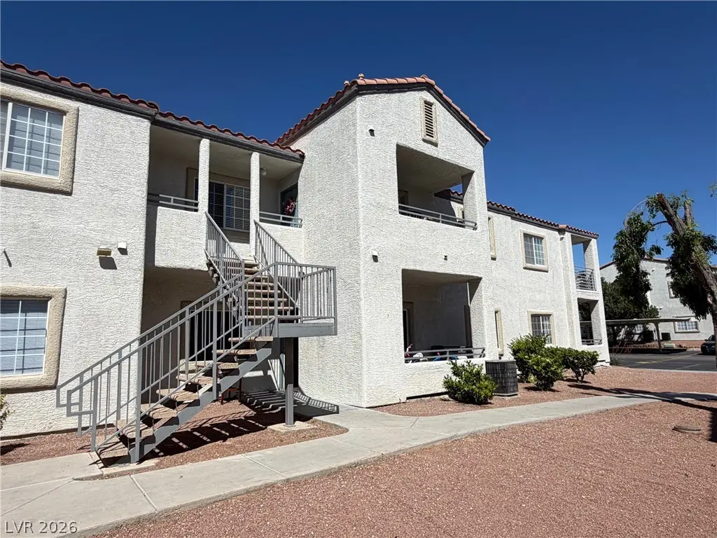 3318 North Decatur Boulevard 2047