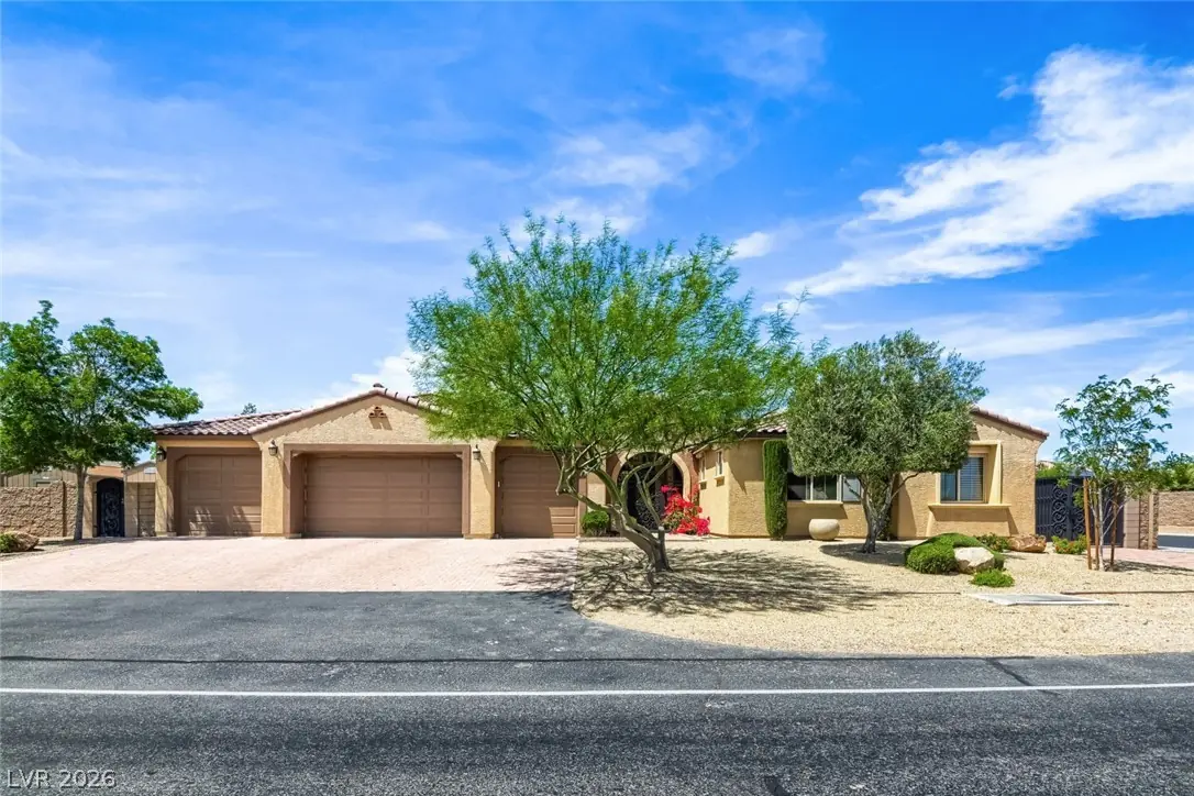 8935 Gagnier Boulevard, Las Vegas, NV 89113