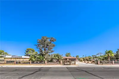 2880 Red Rock Street, Las Vegas