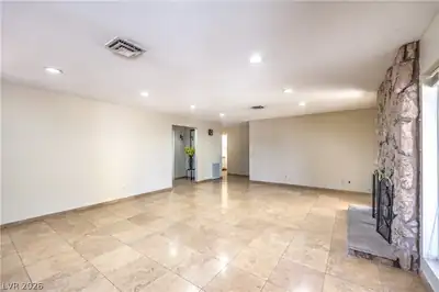 2880 Red Rock Street, Las Vegas, NV 89146 