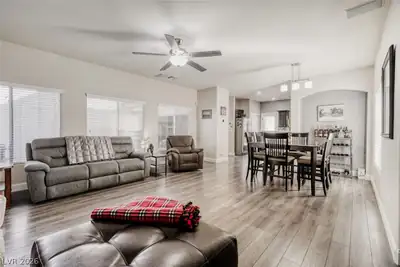 9434 Marshall Creek Street, Las Vegas, NV 89178 