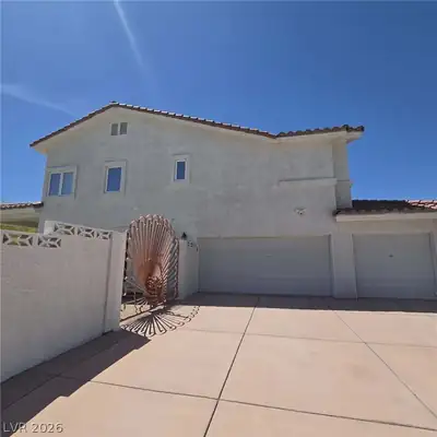 4755 North Grand Canyon Drive 