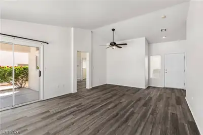 10032 Villa Ridge Drive, Las Vegas, NV 89134 