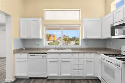 10032 Villa Ridge Drive, Las Vegas, NV 89134 