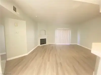 6811 San Ricardo Avenue 101, Las Vegas, NV 89146 