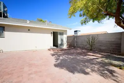 620 Hidden Valley Drive, Henderson, NV 89002 Patio