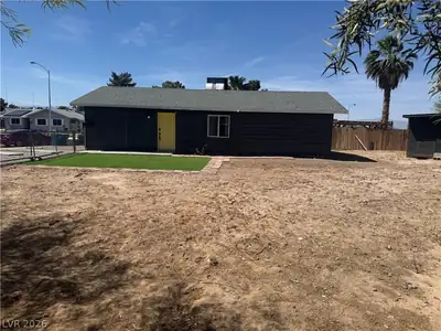 5438 Elaina Circle, Las Vegas, NV 89120 