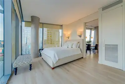 3722 Las Vegas Boulevard 1502 Bedroom