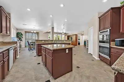 4200 Scott Peak Court, Las Vegas, NV 89129 