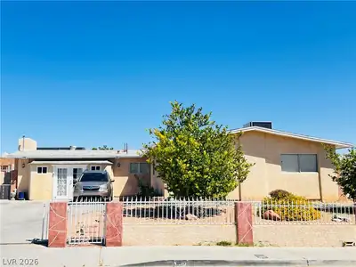 6952 Peggy Drive, Las Vegas, NV 89145 