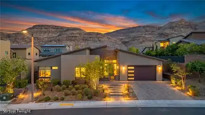 10241 Kirkwood Gaps Avenue, Las Vegas