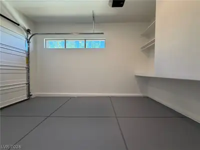 10241 Kirkwood Gaps Avenue, Las Vegas, NV 89135 Garage