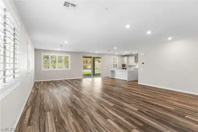 361 Coastal Redwood Street 