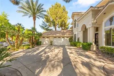 2346 Villandry Court, Henderson, NV 89074 Front of Structure