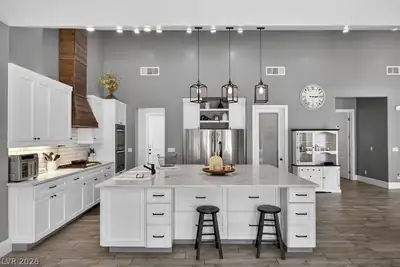 5865 Egan Crest Drive, Las Vegas, NV 89149 
