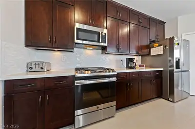 9121 Ripple Ridge Avenue 101 