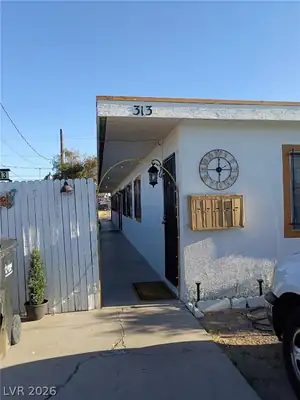 313 Jackson Avenue Las Vegas, NV 89106