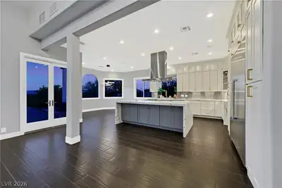 6 Rue Du Ville Way, Henderson, NV 89011 Kitchen