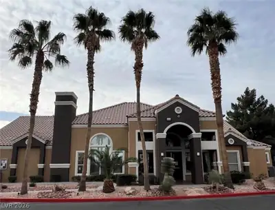 8101 West Flamingo Road 2016, Las Vegas