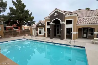 8101 West Flamingo Road 2016 