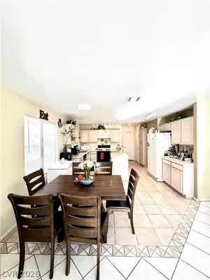 4612 Silver Shore Court, North Las Vegas, NV 89081 Kitchen