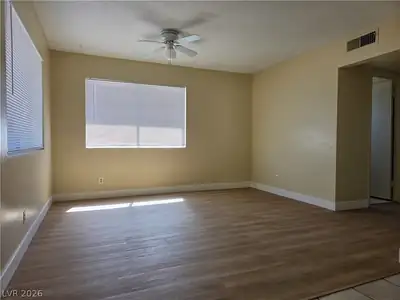 489 North Circle 4 