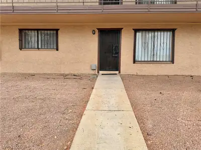 575 South Royal Crest Circle 7, Las Vegas