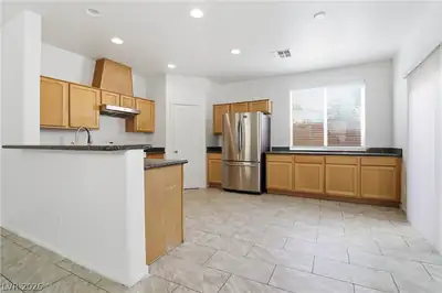 7471 Nicklin Street, Las Vegas, NV 89143 