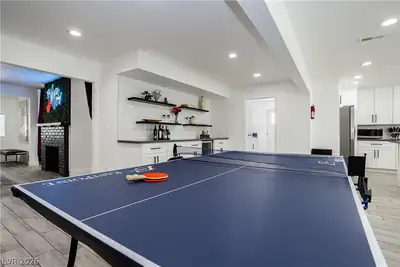 1913 Birch Street, Las Vegas, NV 89102 