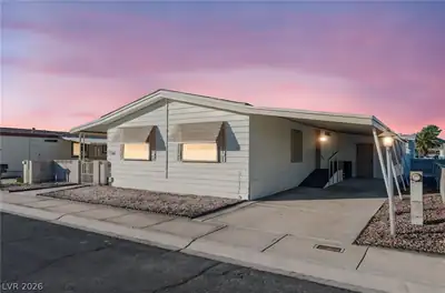 3361 Gulf Shores Drive Las Vegas, NV 89122