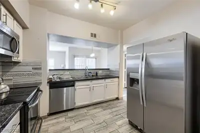 45 Maleena Mesa Street 1414 Kitchen