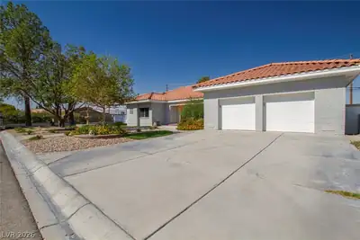 60 East Levi Avenue, Las Vegas, NV 89183 