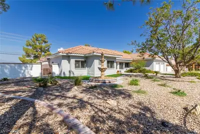 60 East Levi Avenue, Las Vegas, NV 89183 