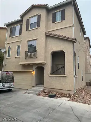 8932 Jamie Lee Avenue Las Vegas, NV 89149