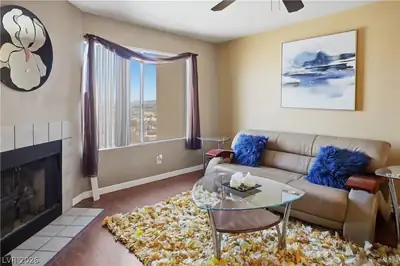 2068 Mesquite Lane 301 