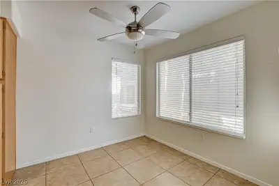 5710 East Tropicana Avenue 1172 Bedroom
