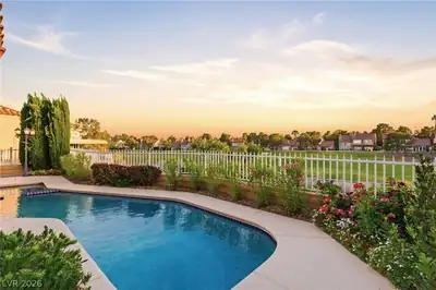 7943 Harbour Towne Avenue, Las Vegas