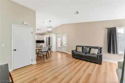 7432 Saybrook Point Drive, Las Vegas, NV 89128 