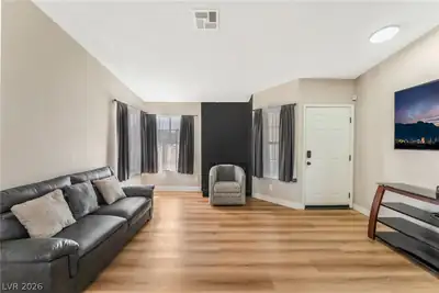 7432 Saybrook Point Drive, Las Vegas, NV 89128 
