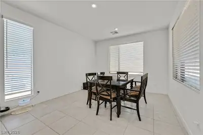 9715 Crisman Ridge Street Dining Area