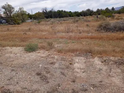 760 West Calvada Boulevard 