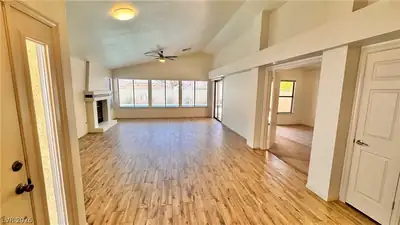 5236 Crooked River Circle, Las Vegas, NV 89149 