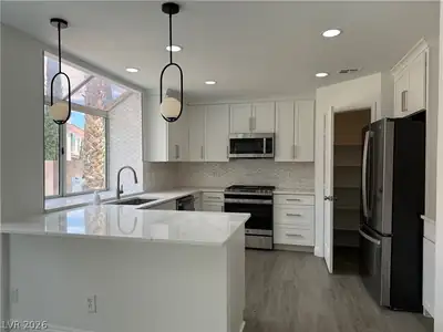 9412 Sierra Summit Avenue, Las Vegas, NV 89134 